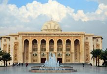 Long-time CAS administrator goes to main building