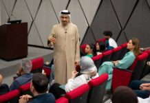 Speaker urges students to ‘delve deep’ into Arab art