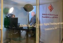 MBA program switches to blended online learning