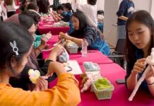 “Feel Korea” by Annalisa Lewis